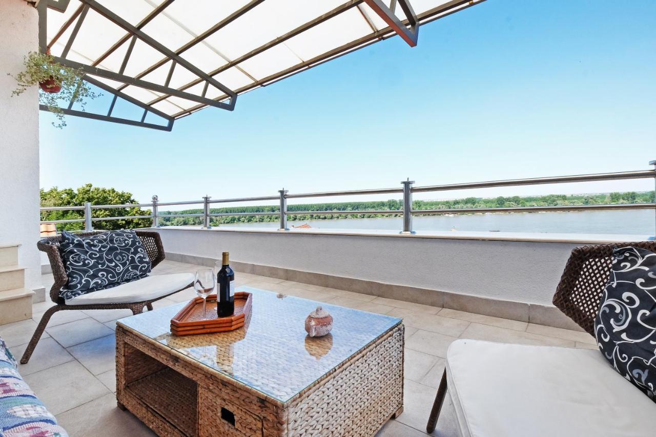 Villa Tower Gardos Белград Экстерьер фото